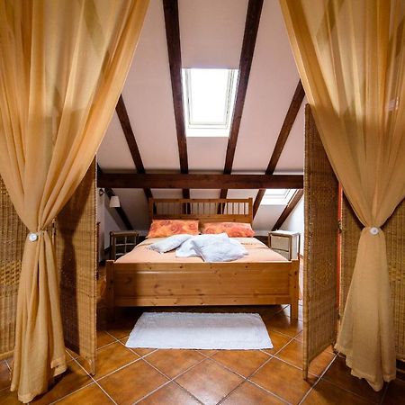 B&B Al Parco Volano エクステリア 写真